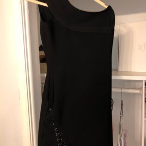 One shoulder black lace slit